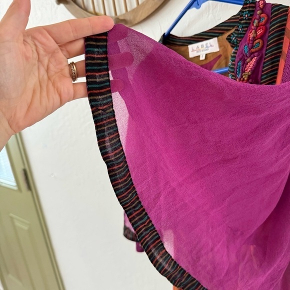 Label Ritu Kumar 100% Silk Floral Flutter Embroidered Flowy Boho Traditional Top - Picture 6 of 14